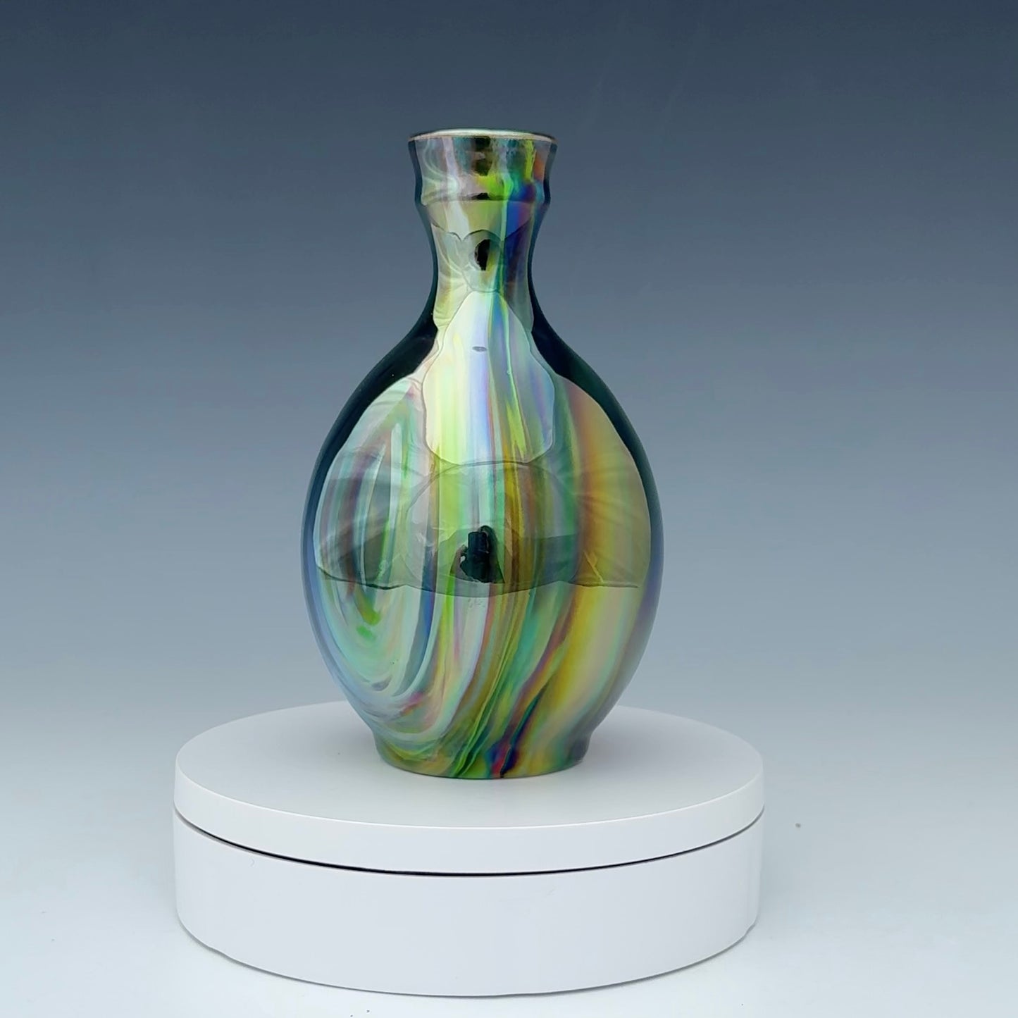 Swirl Luster Bud Vase