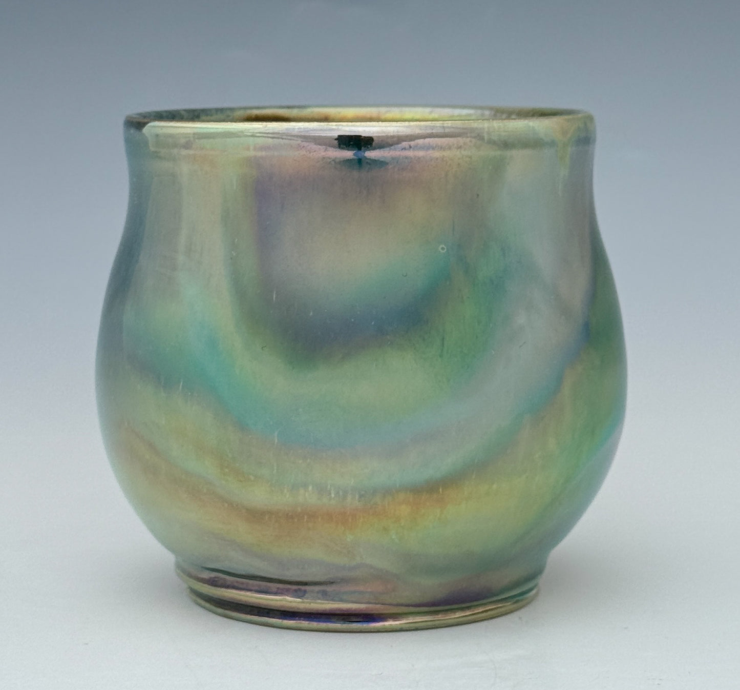 Champagne green luster cup