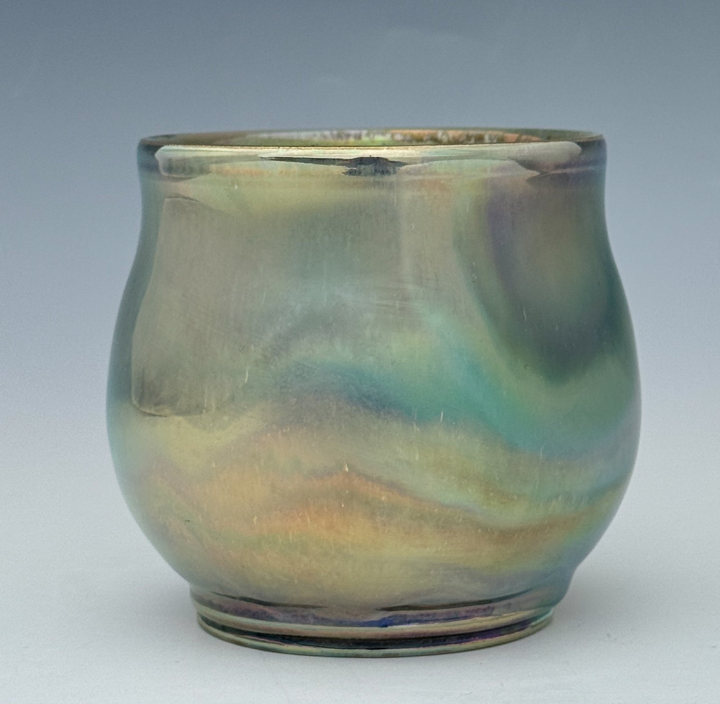 Champagne green luster cup