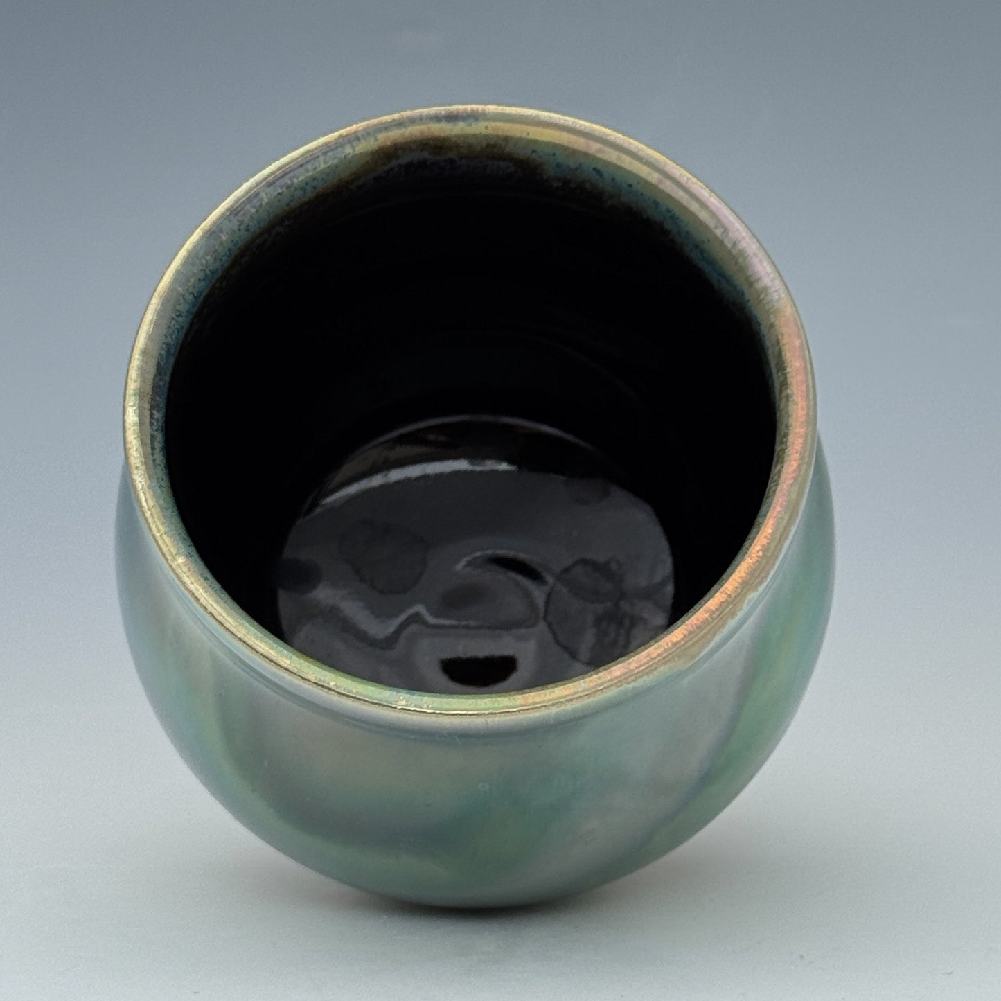 Champagne green luster cup