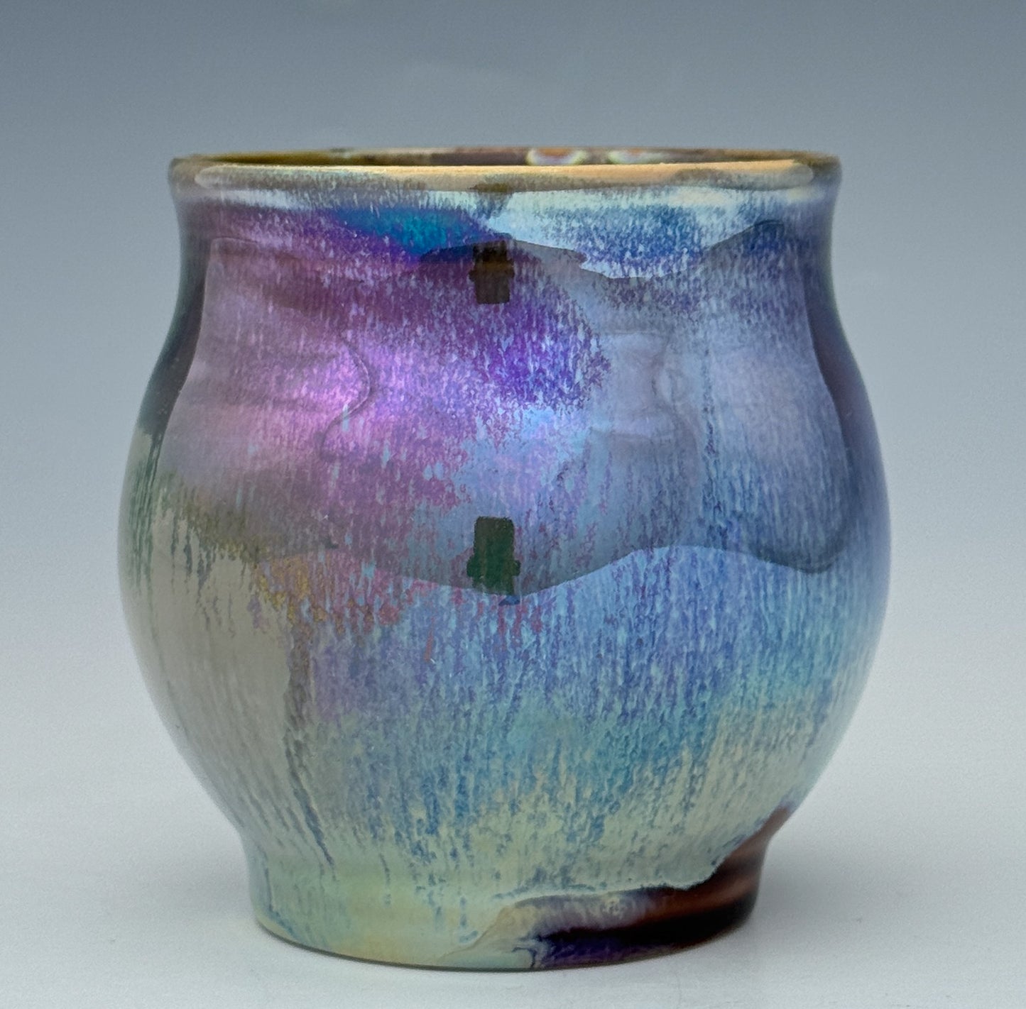 Purple blue luster cup