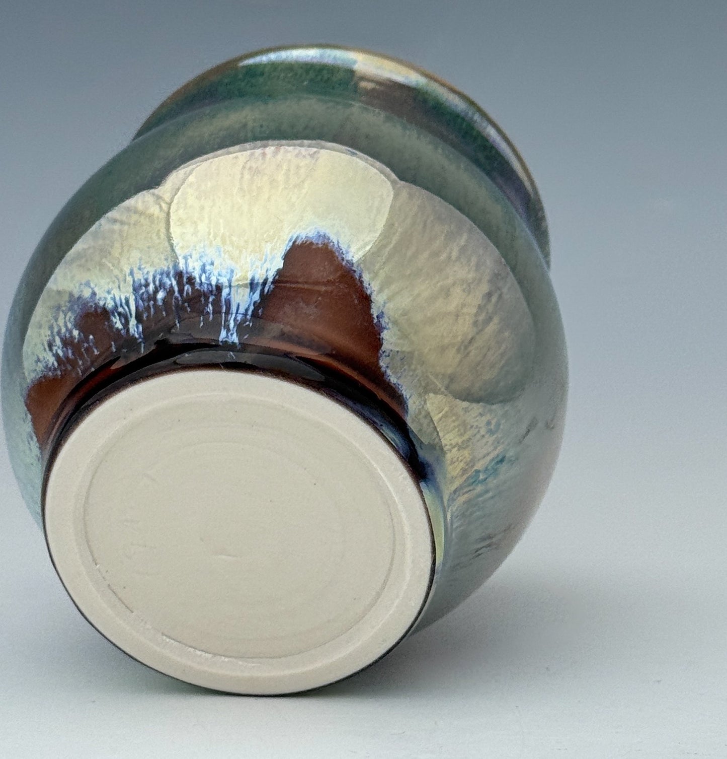 Purple blue luster cup